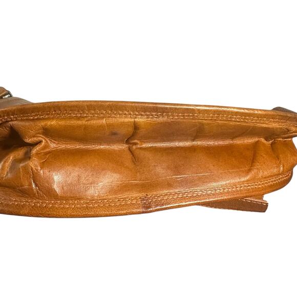 Tan Leather Saddle Crossbody Bag Flap Buckle Closure Western Style handmade - Picture 11 of 14